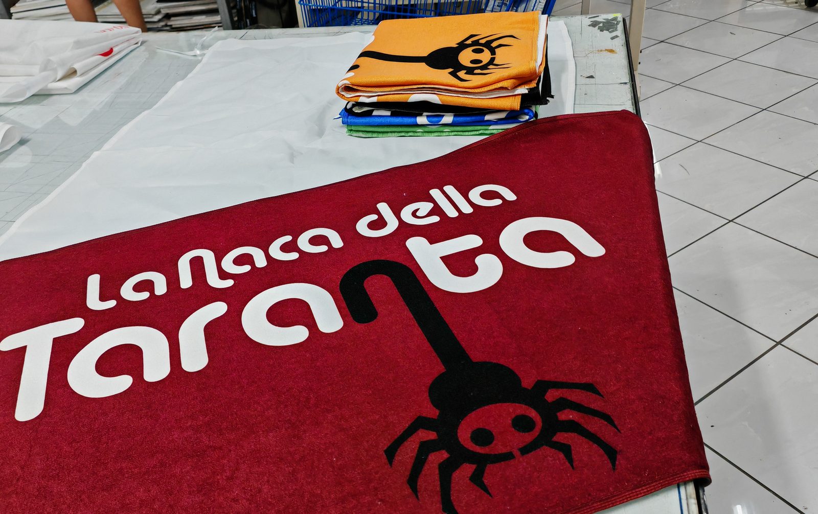 Asciugamani palestra personalizzati in sublimazione per La Naca della Taranta, bed and breakfast a Galatina (Lecce)